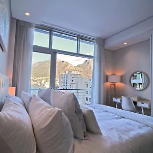 sensational-sentinel.hotels-capetown.com/